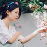 qq清新的漂亮女生头像