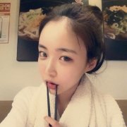 漂亮可爱的简约女生皮肤