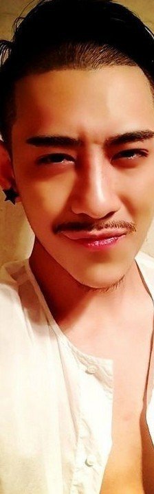 帅气的简约男生个性皮肤