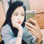 清新女生自拍皮肤