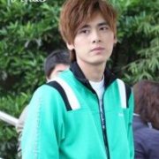 简单的帅气李易峰头像