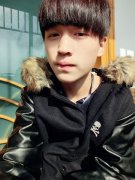 韩系帅气的男生皮肤