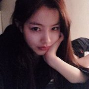 女生漂亮的气质个性皮肤