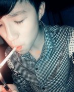 qq简单的男生清新皮肤