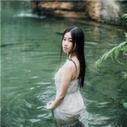 qq最新意境的女生头像