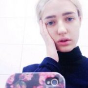 qq清新的欧美女生个性头像