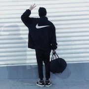 qq个性的帅气男生头像