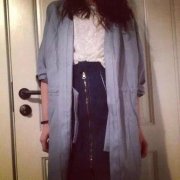 可爱的安静女生qq皮肤