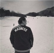 气质的个性陈奕迅简单图片
