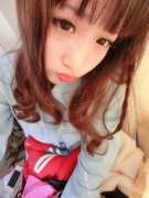 安静的可爱女生皮肤