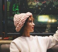女生简单的个性qq皮肤最新