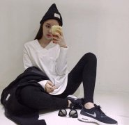 个性的清新女生简单qq皮肤