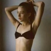 欧美女生qq清新的头像