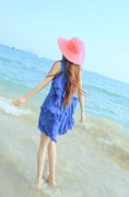个性的简单女生意境图片