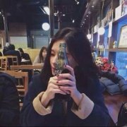 唯美的清新女生简单皮肤