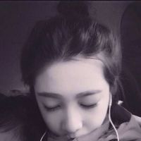 意境的黑白女生清新头像