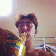 男生可爱的帅气qq头像