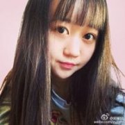 简单的清新的女生头像