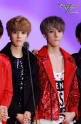 吴亦凡&鹿晗帅气的皮肤