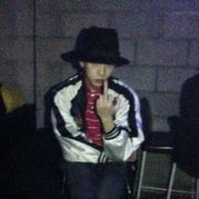 帅气男生简单独特头像