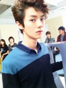 EXO帅气的个性男生皮肤