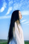 气质女生简单的皮肤