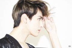 吴亦凡最新的简单帅气图片