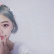 短发个性的漂亮女生头像