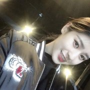 个性好看的清新女皮肤