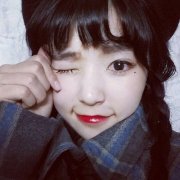 漂亮可爱的女生qq简单皮肤