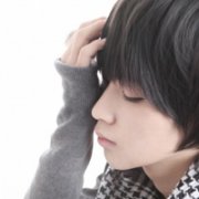 阿宝色个性男头像-等你的季节好寂寞