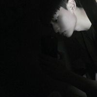 最新简单的清新男生头像