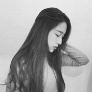 灰色清新的女生个性头像