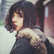 个性女生唯美的qq皮肤