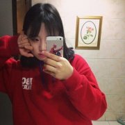 最新简单的可爱清新女生皮肤