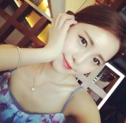 小清新气质女生qq皮肤