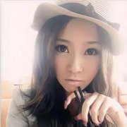 有帽子的唯美女生头像-亲爱的小时候