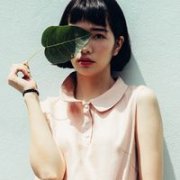 随意的气质女生头像