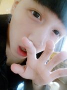 男生帅气的qq清新皮肤