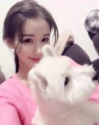 女生清纯的个性甜蜜皮肤