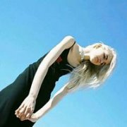 qq简单的欧美女生清新头像