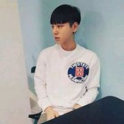 qq最新的气质男生头像