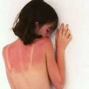 清新的简单欧美女生头像