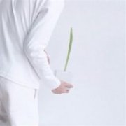 男生半身个性气质头像