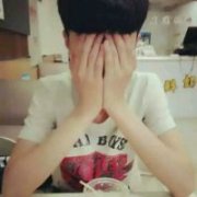 最新的简单可爱男生头像