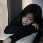 QQ简单的清新女生个性头像