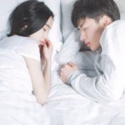 简单的清新幸福情侣头像