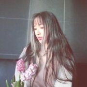 清纯的简单女生头像