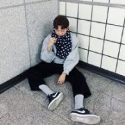 qq个性的简单男生头像