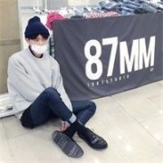 清新的简单的男生头像